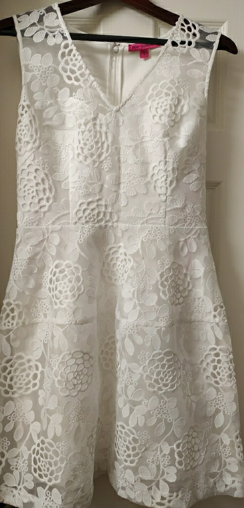 Nwot Betsey Johnson dress size 6